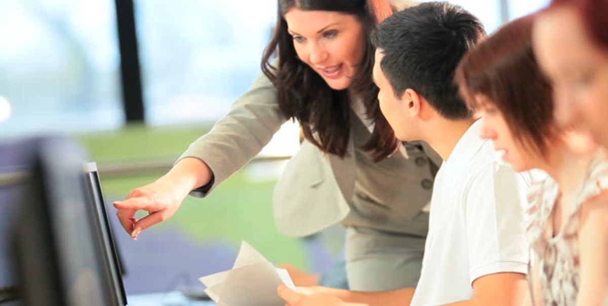 Volunteer to Teach Computer Workshops  Banner