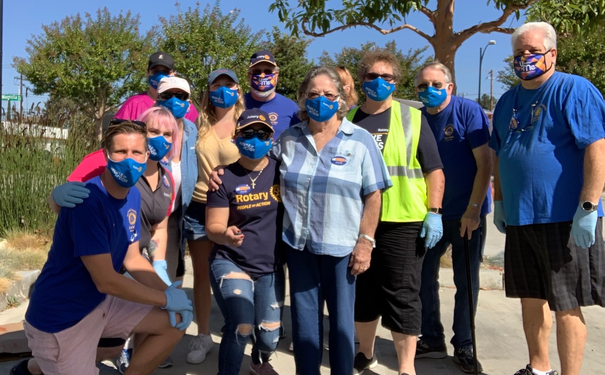 Burbank Sunrise Rotary Club: Walking to End Polio Banner