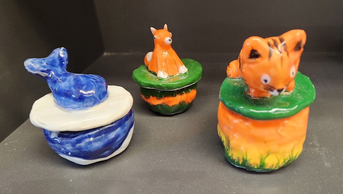 Pinch Pots with Sculpture Tops Banner